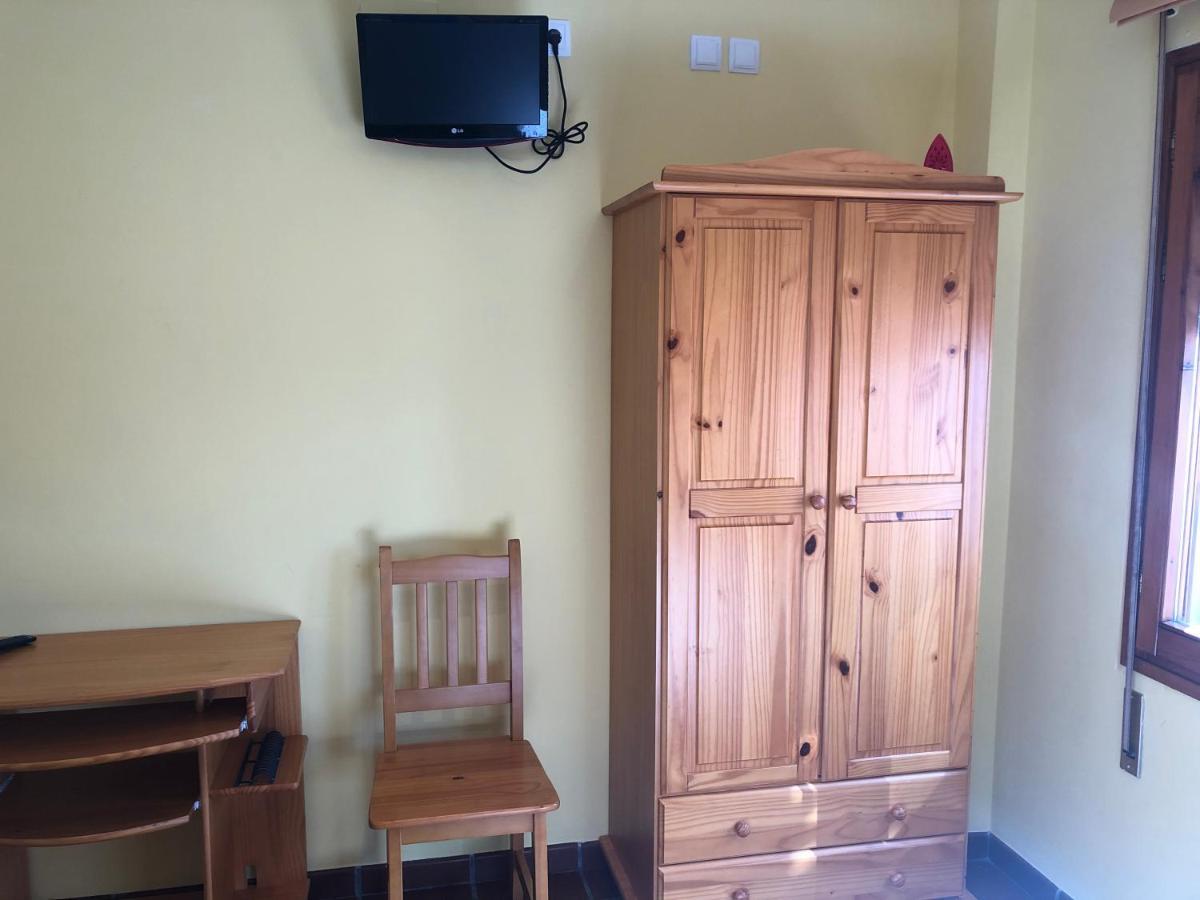 Bar Hostal Torralba De Los Sisones Ngoại thất bức ảnh